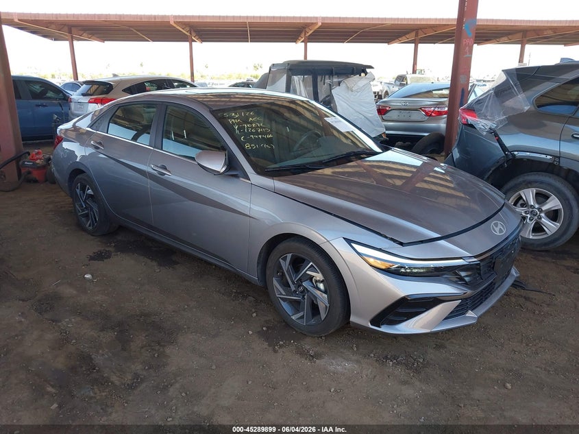 2025 Hyundai Elantra VIN KMHLS4DG7SU910872 IAAI salvage auction — LEFT FRONT, Salvage Title, sold $7,000 on 2026-08-02 (photo 1)