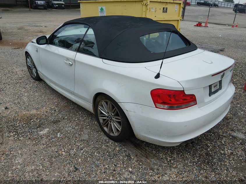 2012 BMW 1er VIN WBAUL7C55CVM82333 IAAI salvage auction — RIGHT FRONT, Salvage Title, sold $225 on 2026-07-06 (photo 3)