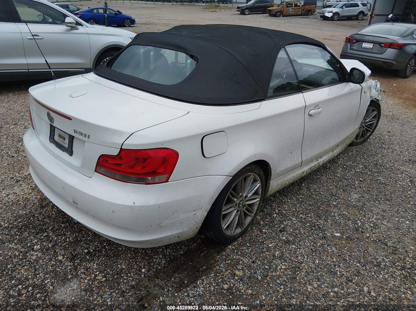 2012 BMW 1er VIN WBAUL7C55CVM82333 IAAI salvage auction — RIGHT FRONT, Salvage Title, sold $225 on 2026-07-06 (photo 4)