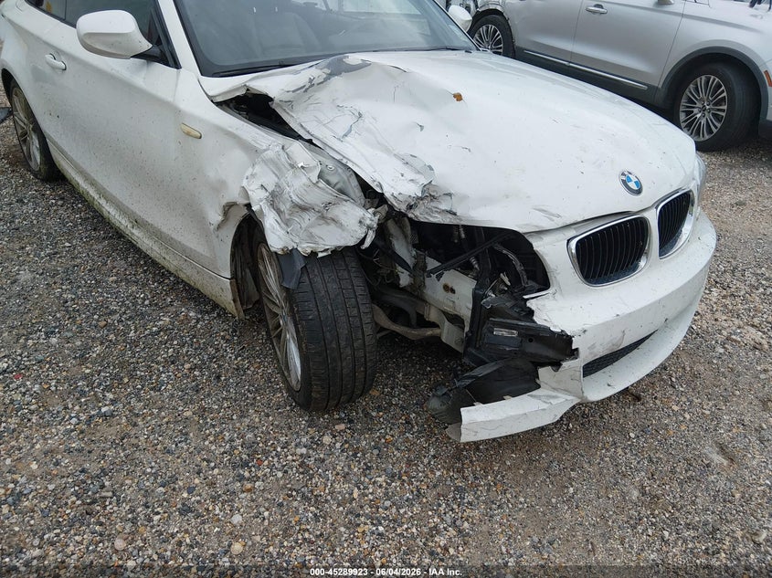 2012 BMW 1er VIN WBAUL7C55CVM82333 IAAI salvage auction — RIGHT FRONT, Salvage Title, sold $225 on 2026-07-06 (photo 6)