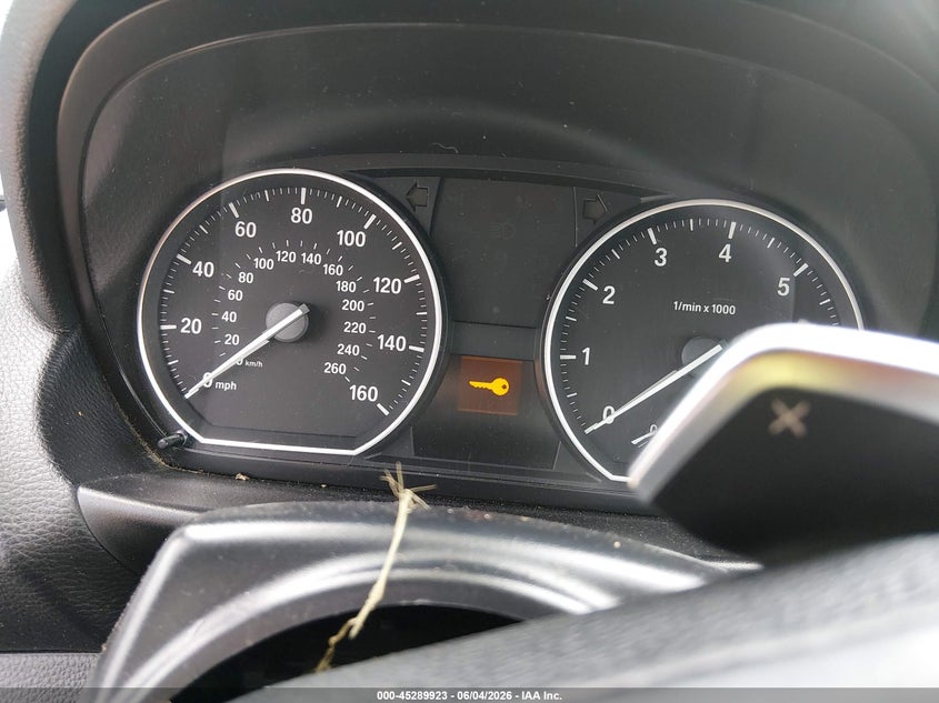 2012 BMW 1er VIN WBAUL7C55CVM82333 IAAI salvage auction — RIGHT FRONT, Salvage Title, sold $225 on 2026-07-06 (photo 7)