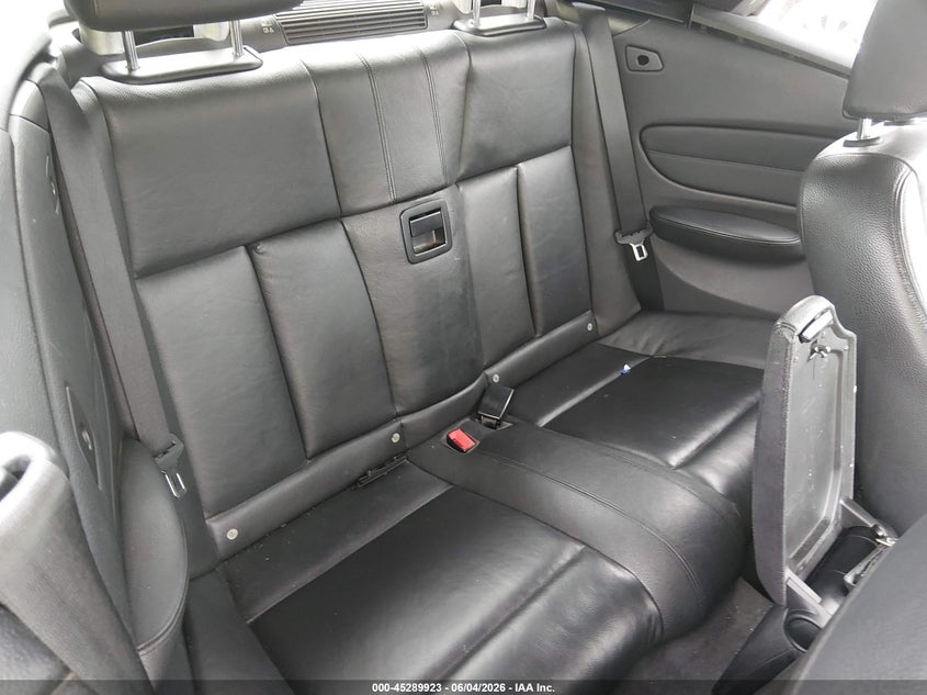 2012 BMW 1er VIN WBAUL7C55CVM82333 IAAI salvage auction — RIGHT FRONT, Salvage Title, sold $225 on 2026-07-06 (photo 8)