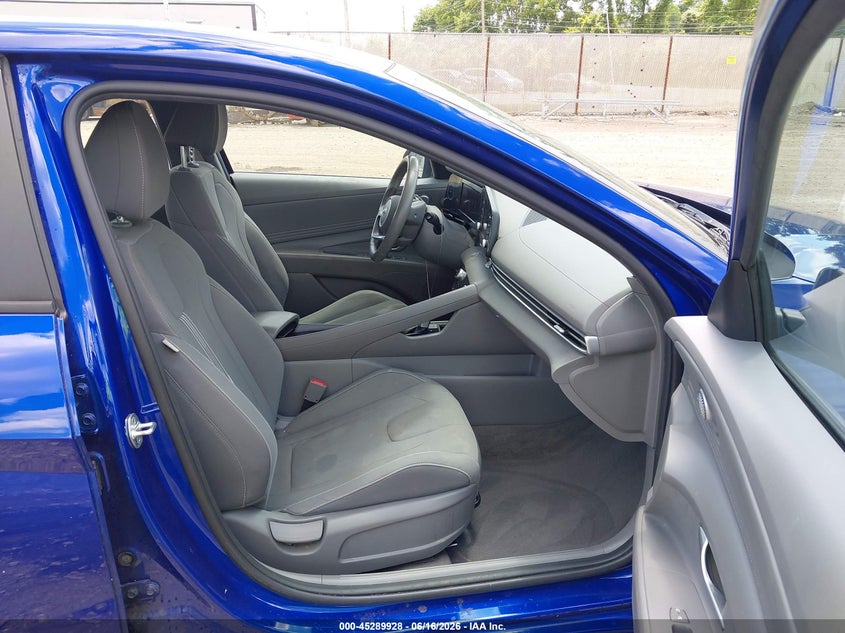 2022 Hyundai Elantra VIN KMHLS4AG0NU367602 IAAI salvage auction — FRONT & REAR, Salvage (Ohio), sold $3,725 on 2026-07-30 (photo 5)