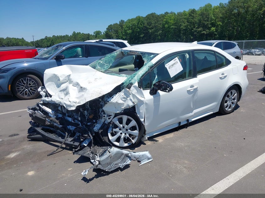2022 Toyota Corolla VIN JTDEPMAEXN3006039 IAAI salvage auction — FRONT & REAR, Salvage Title, sold $900 on 2026-07-22 (photo 2)