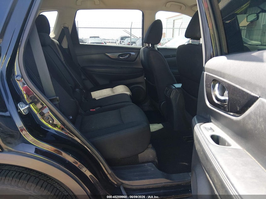 2017 Nissan Rogue VIN 5N1AT2MT5HC895468 IAAI salvage auction — HAIL, Salvage Title, sold $4,175 on 2026-07-10 (photo 8)