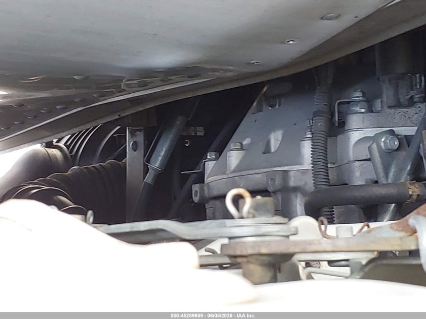 2015 Isuzu Npr VIN JALB4W175F7F00040 IAAI salvage auction — FRONT END, Salvage (Florida), sold $2,350 on 2026-07-08 (photo 9)