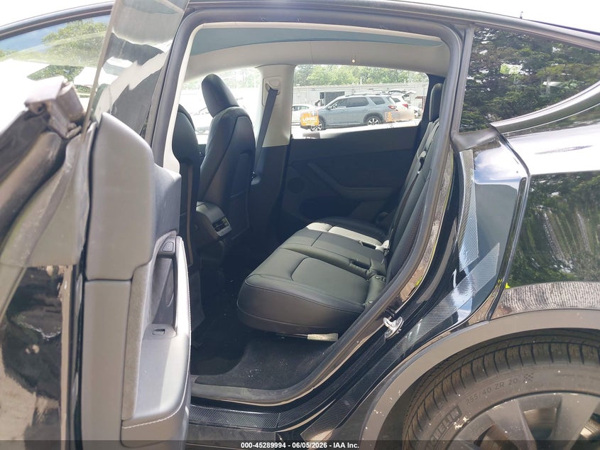 2023 Tesla Model y VIN 7SAYGDEE6PA182986 IAAI salvage auction — REAR END, Mv-907A (New York), sold $7,100 on 2026-07-28 (photo 8)