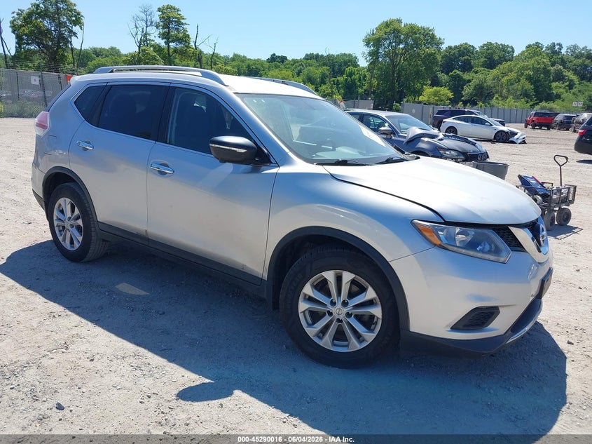 2015 Nissan Rogue VIN KNMAT2MT1FP575431 IAAI salvage auction — LEFT FRONT, Salvage Title, sold $225 on 2026-07-28 (photo 1)