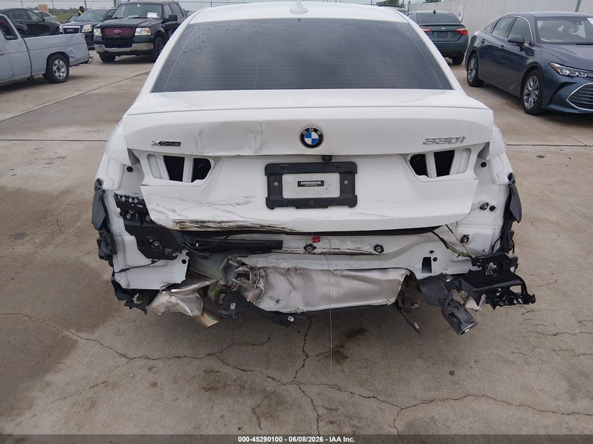 2022 BMW 3er VIN 3MW5R7J0XN8C77655 IAAI salvage auction — REAR END, Salvage Title, sold $14,850 on 2026-08-28 (photo 6)