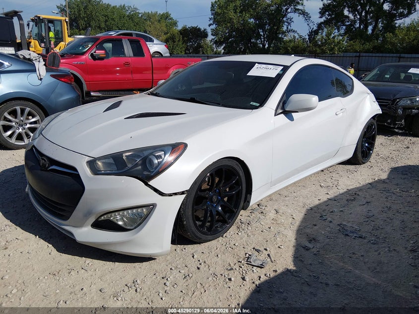 2013 Hyundai Genesis VIN KMHHT6KD9DU107524 IAAI salvage auction — FRONT & REAR, Salvage Title, sold $650 on 2026-07-15 (photo 2)