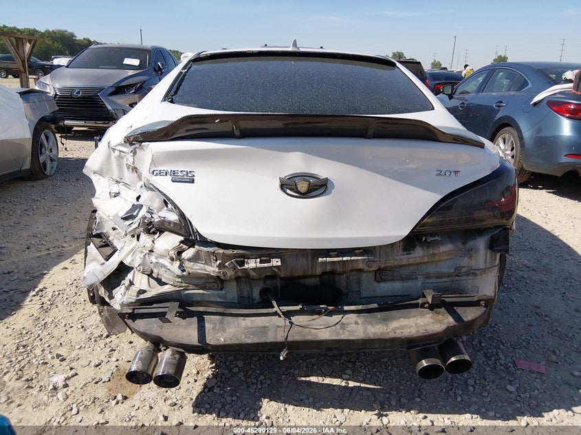 2013 Hyundai Genesis VIN KMHHT6KD9DU107524 IAAI salvage auction — FRONT & REAR, Salvage Title, sold $650 on 2026-07-15 (photo 6)