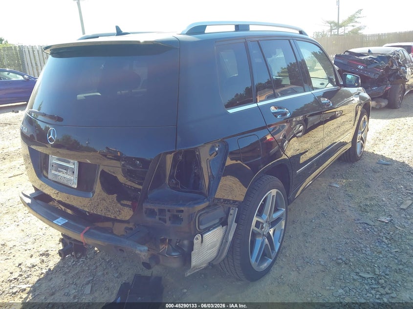 2013 Mercedes-benz Glk-klasse VIN WDCGG5HB8DF952478 IAAI salvage auction — REAR END, Wait Title, sold $4,850 on 2026-08-14 (photo 4)