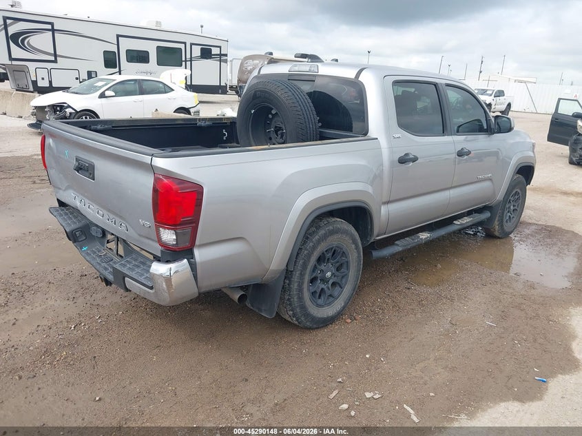 2021 Toyota Tacoma VIN 5TFAZ5CN1MX105898 IAAI salvage auction — REAR END, Salvage Title, sold $10,400 on 2026-07-22 (photo 4)
