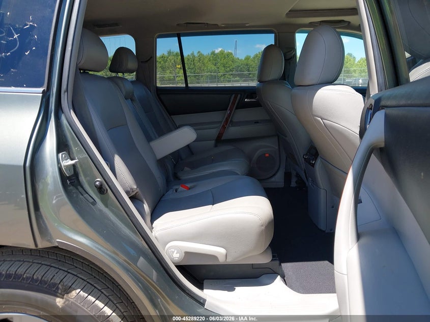 2013 Toyota Highlander VIN 5TDYK3EH5DS110722 IAAI salvage auction — FRONT END, Clear (Tennessee), sold $3,150 on 2026-07-30 (photo 8)