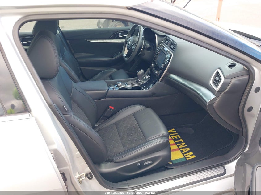 2016 Nissan Maxima VIN 1N4AA6AP4GC395265 IAAI salvage auction — NORMAL WEAR, Salvage Title, sold $8,000 on 2026-09-01 (photo 5)