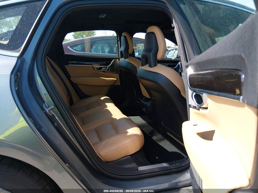 2017 Volvo S90 VIN YV1A22MK3H1013170 IAAI salvage auction — FRONT END, Salvage Title, sold $2,750 on 2026-07-28 (photo 8)