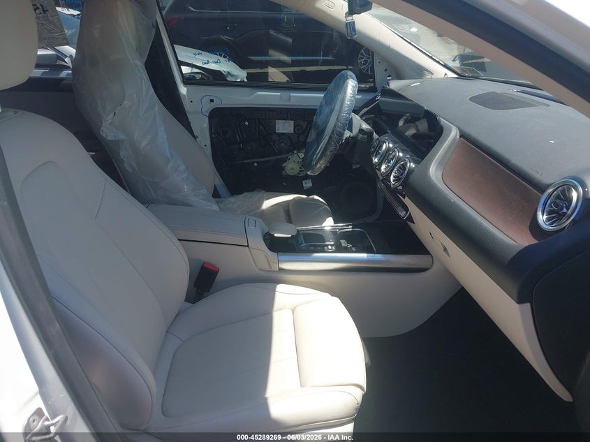 2023 Mercedes-benz Gla-klasse VIN W1N4N4HB4PJ514544 IAAI salvage auction — FRONT END, Salvage (Pennsylvania), sold $11,600 on 2026-07-25 (photo 5)