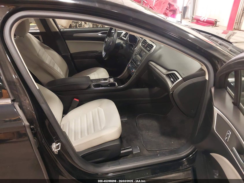 2018 Ford Fusion VIN 3FA6P0UU1JR123011 IAAI salvage auction — NORMAL WEAR, SF97 (South Dakota), sold $4,250 on 2026-07-09 (photo 5)