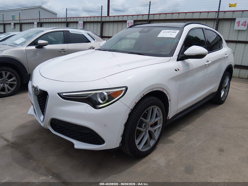 2018 Alfa romeo Stelvio VIN ZASFAKNN5J7B89896 IAAI salvage auction — UNDERCARRIAGE, Salvage Title, sold $7,350 on 2026-08-18 (photo 2)