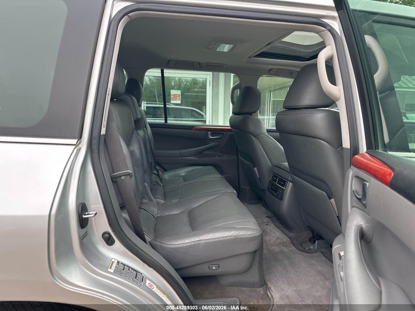 2008 Lexus Lx 570 VIN JTJHY00WX84007796 IAAI salvage auction — NORMAL WEAR, Clear (Colorado), sold $12,550 on 2026-07-08 (photo 8)