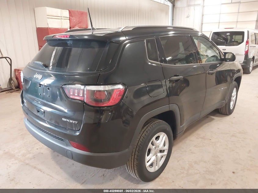 2018 Jeep Compass VIN 3C4NJDAB4JT359639 IAAI salvage auction — NORMAL WEAR, SF97 (South Dakota), sold $9,950 on 2026-07-09 (photo 4)