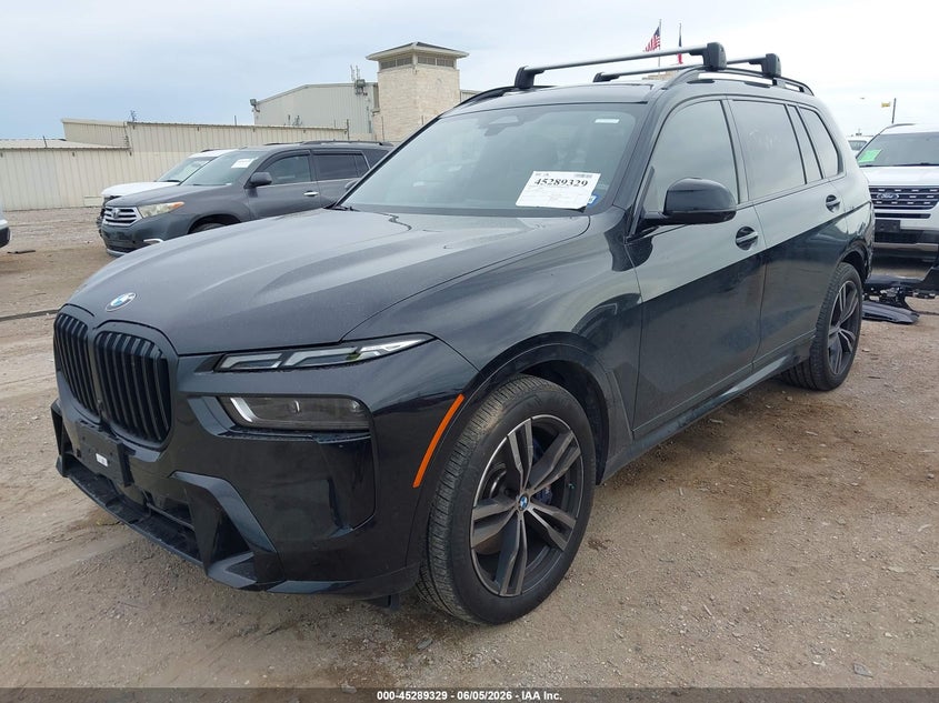 2025 BMW X7 VIN 5UX23EM06S9X31262 IAAI salvage auction — REAR END, Salvage Title, sold $57,125 on 2026-08-03 (photo 2)