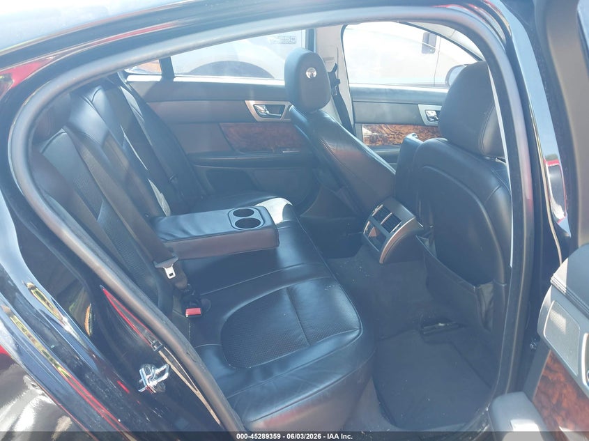 2010 Jaguar Xf VIN SAJWA0GB9ALR75273 IAAI salvage auction — LEFT FRONT, Salvage (Alabama), sold $225 on 2026-07-09 (photo 8)