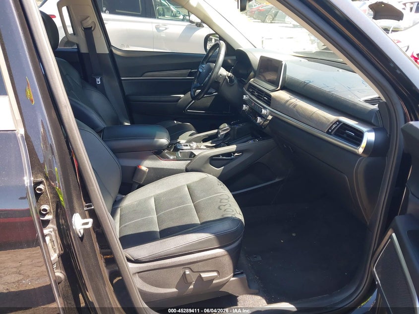2022 Kia Telluride VIN 5XYP54HC4NG251658 IAAI salvage auction — LEFT SIDE, Salvage Title, sold $8,825 on 2026-07-24 (photo 5)