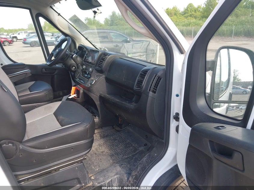 2025 Ram Promaster 3500 VIN 3C6MRVJG7SE517877 IAAI salvage auction — RIGHT REAR, Clear (New York), sold $20,000 on 2026-07-23 (photo 5)