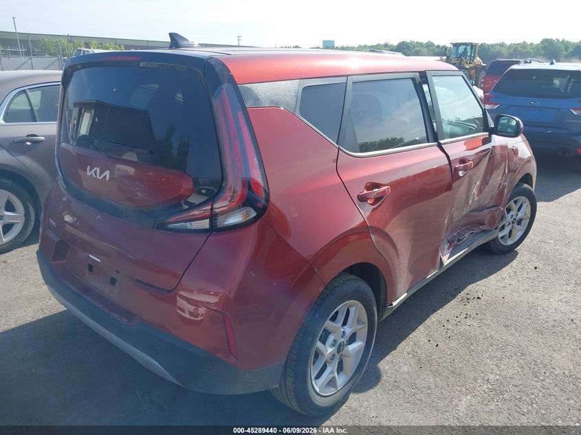 2025 Kia Soul VIN KNDJ23AU4S7270845 IAAI salvage auction — RIGHT SIDE, Salvage Title, sold $5,775 on 2026-07-14 (photo 4)