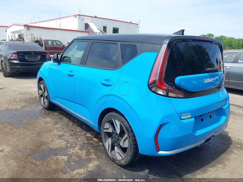 2024 Kia Soul VIN KNDJ53AU6R7223625 IAAI salvage auction — RIGHT SIDE, Salvage - Greater Than 75% (Maryland), sold $4,250 on 2026-07-24 (photo 3)