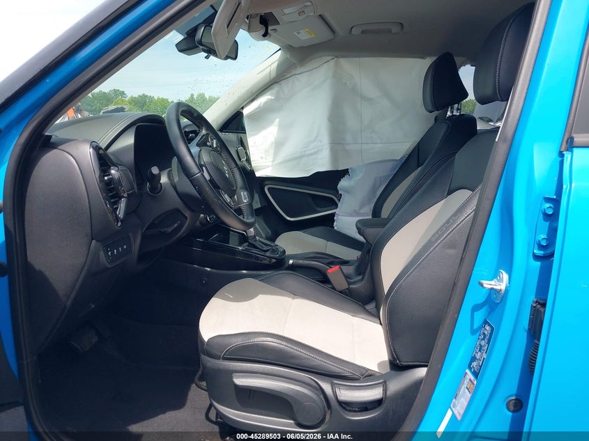 2024 Kia Soul VIN KNDJ53AU6R7223625 IAAI salvage auction — SIDE, Salvage Title, sold $3,975 on 2026-07-23 (photo 5)