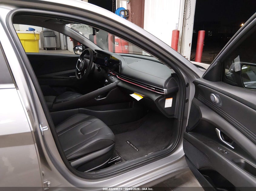 2026 Hyundai Elantra VIN KMHLN4DJXTU191718 IAAI salvage auction — REAR END, Salvage Title, sold $7,300 on 2026-07-28 (photo 5)