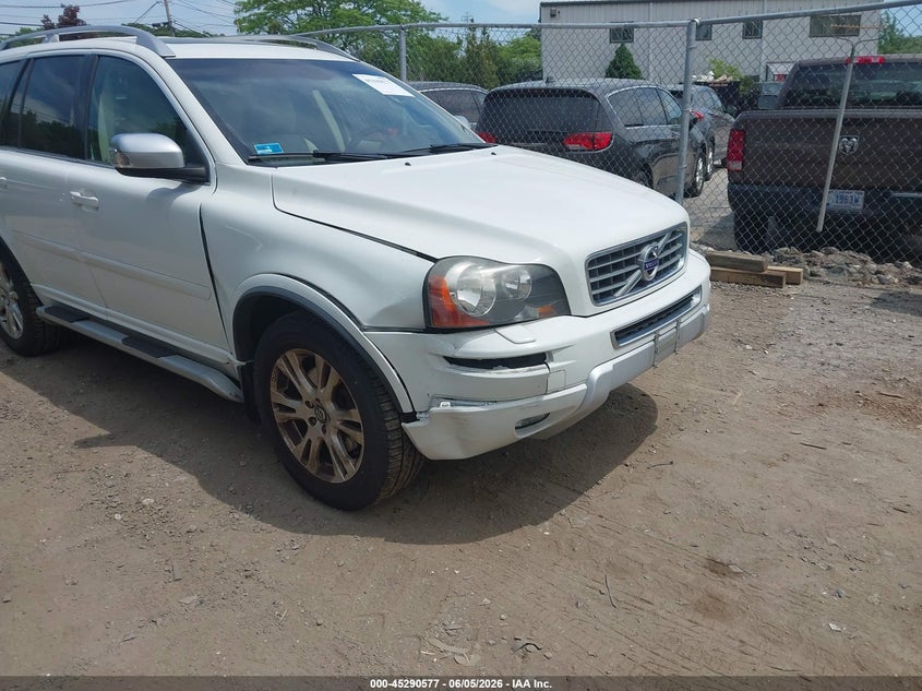 2013 Volvo Xc90 VIN YV4952CYXD1665054 IAAI salvage auction — RIGHT FRONT, Salvage (Rhode Island), sold $550 on 2026-07-28 (photo 1)