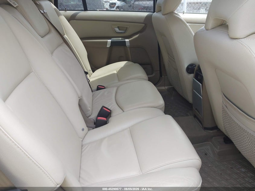 2013 Volvo Xc90 VIN YV4952CYXD1665054 IAAI salvage auction — RIGHT FRONT, Salvage (Rhode Island), sold $550 on 2026-07-28 (photo 8)