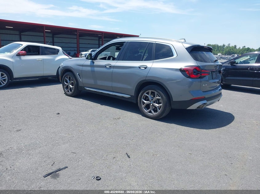 2024 BMW X3 VIN WBX57DP03RN303596 IAAI salvage auction — RIGHT SIDE, Salvage Title, sold $16,100 on 2026-07-23 (photo 3)
