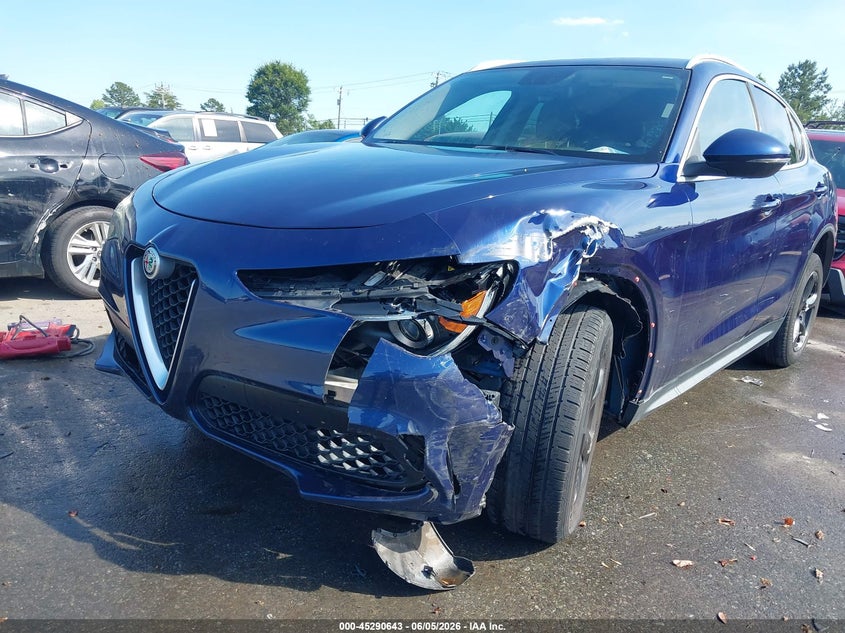 2019 Alfa romeo Stelvio VIN ZASPAJAN4K7C36227 IAAI salvage auction — LEFT FRONT, Salvage Title, sold $3,700 on 2026-09-03 (photo 6)