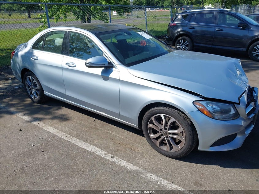 2018 Mercedes-benz C-klasse VIN WDDWF4KB4JR327874 IAAI salvage auction — FRONT END, Salvage Title, sold $5,425 on 2026-07-27 (photo 1)