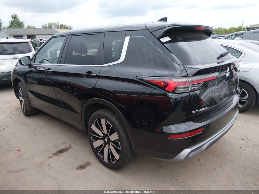 2025 Mitsubishi Outlander VIN JA4J4VA88SZ028566 IAAI salvage auction — HAIL, Salvage Title, sold $12,100 on 2026-07-07 (photo 3)