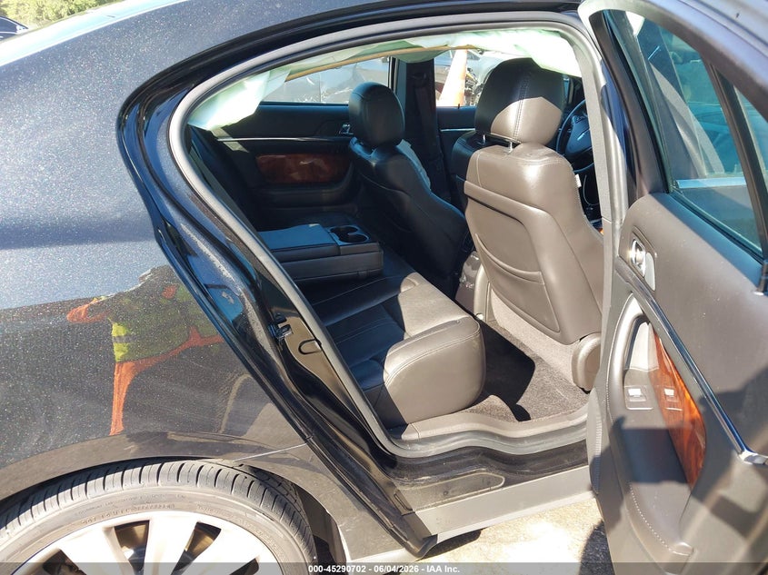 2015 Lincoln Mks VIN 1LNHL9FT2FG608579 IAAI salvage auction — LEFT SIDE, Salvage - Greater Than 75% (Maryland), sold $1,350 on 2026-09-25 (photo 8)