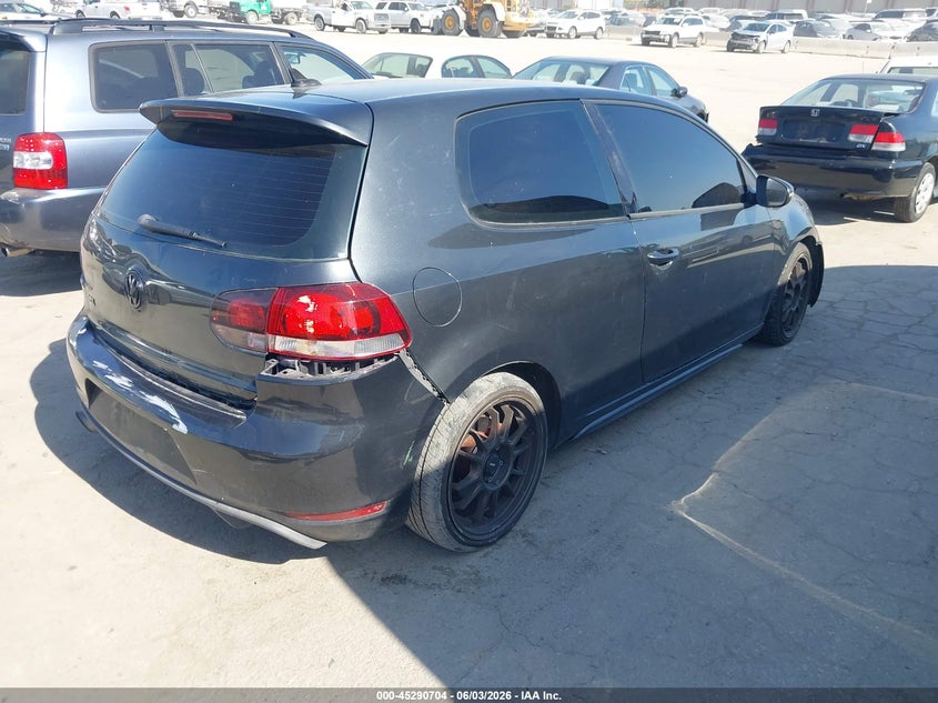 2012 Volkswagen Gti VIN WVWED7AJ4CW006847 IAAI salvage auction — REAR END, Salvage Title, sold $1,825 on 2026-07-15 (photo 4)