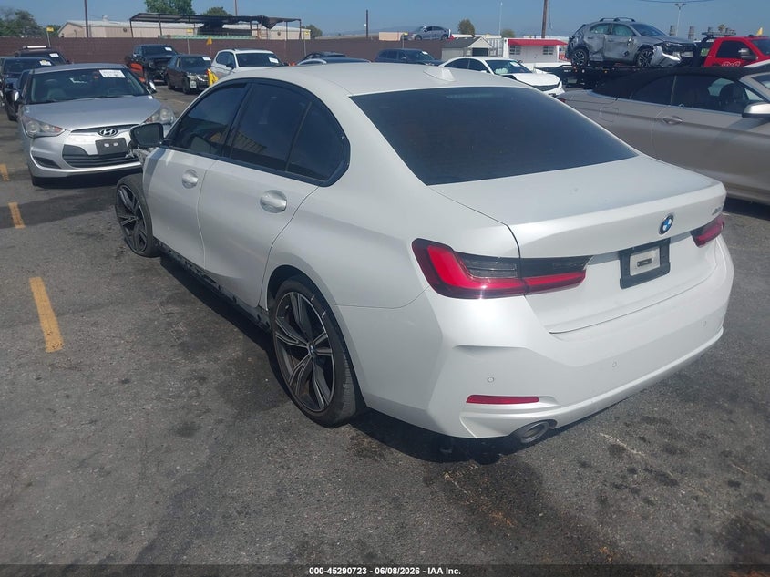 2023 BMW 3er VIN 3MW69FF04P8D66826 IAAI salvage auction — FRONT END, Salvage Title, sold $12,300 on 2026-07-29 (photo 3)