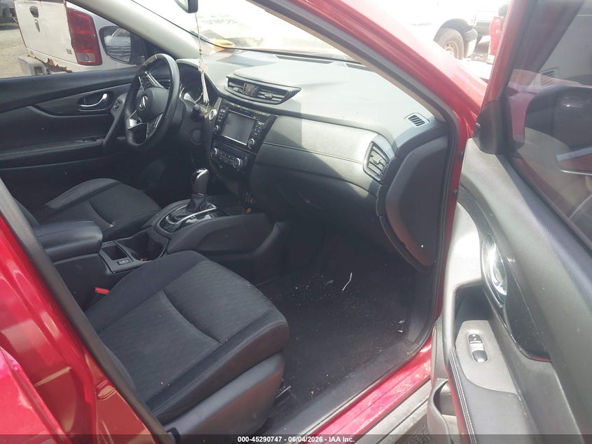 2017 Nissan Rogue VIN JN8AT2MVXHW281122 IAAI salvage auction — FRONT END, Salvage Title, sold $925 on 2026-07-28 (photo 5)