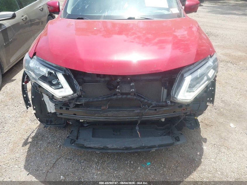 2017 Nissan Rogue VIN JN8AT2MVXHW281122 IAAI salvage auction — FRONT END, Salvage Title, sold $925 on 2026-07-28 (photo 6)