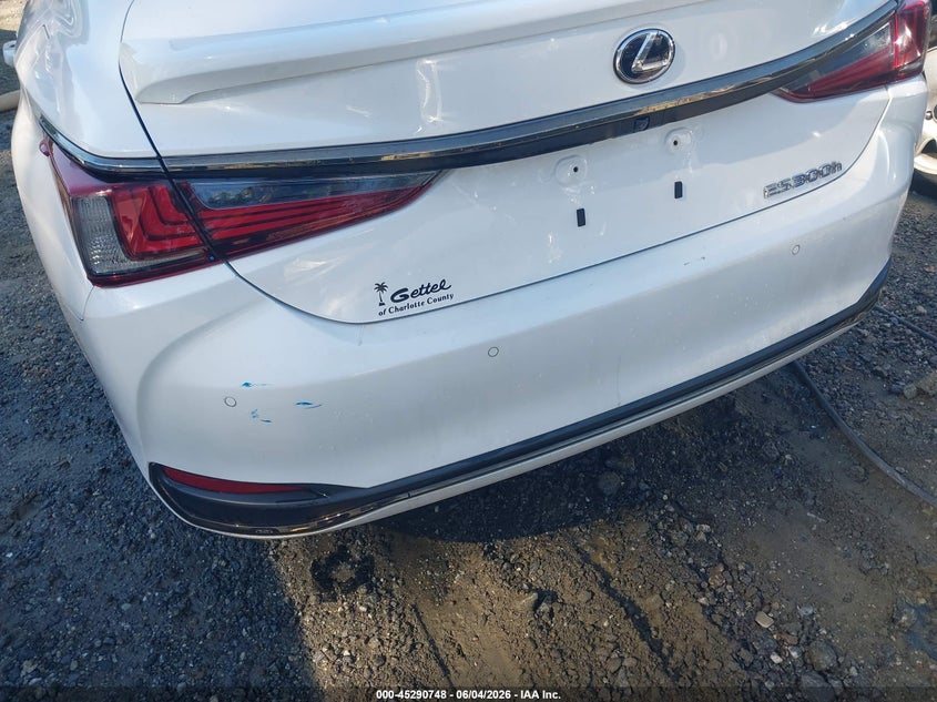 2022 Lexus ES VIN 58AGA1C19NU016790 IAAI salvage auction — ELECTRICAL, Salvage Title, sold $225 on 2026-08-26 (photo 6)