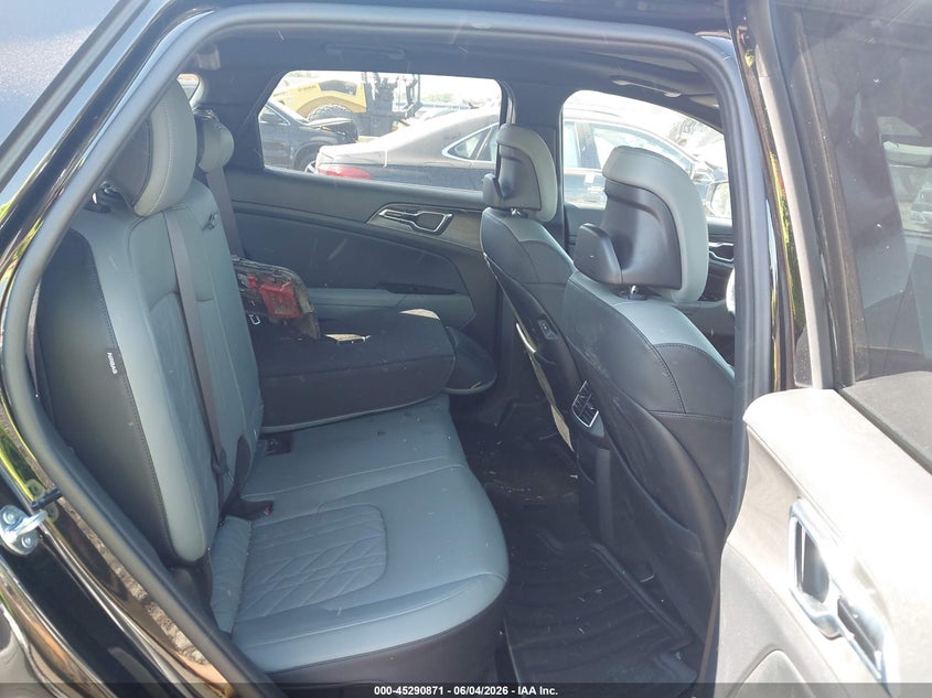 2025 Kia Sportage VIN KNDPZDDH1S7248330 IAAI salvage auction — FRONT & REAR, Salvage Title, sold $13,950 on 2026-07-07 (photo 8)
