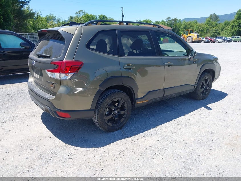 2025 Subaru Forester VIN JF2SKAJC5SH402118 IAAI salvage auction — LEFT SIDE, Salvage Title, sold $8,700 on 2026-07-14 (photo 4)