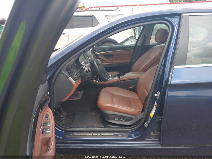 2011 BMW 5 series VIN WBAFU7C55BDU56082 IAAI salvage auction — SIDE, Salvage (Ohio), sold $2,100 on 2026-07-09 (photo 5)