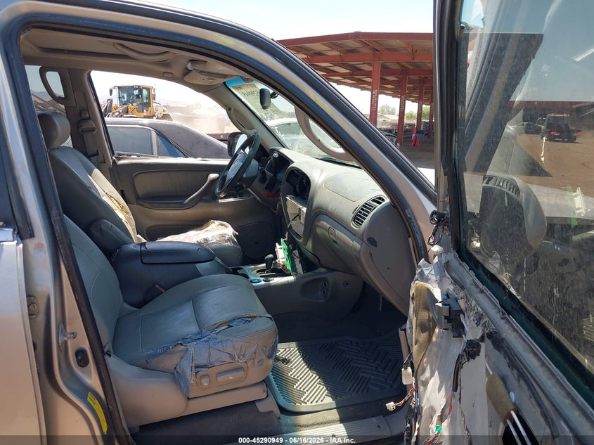 2003 Toyota Sequoia VIN 5TDBT48A13S196195 IAAI salvage auction — RIGHT FRONT, Restored (Arizona), sold $250 on 2026-07-14 (photo 5)