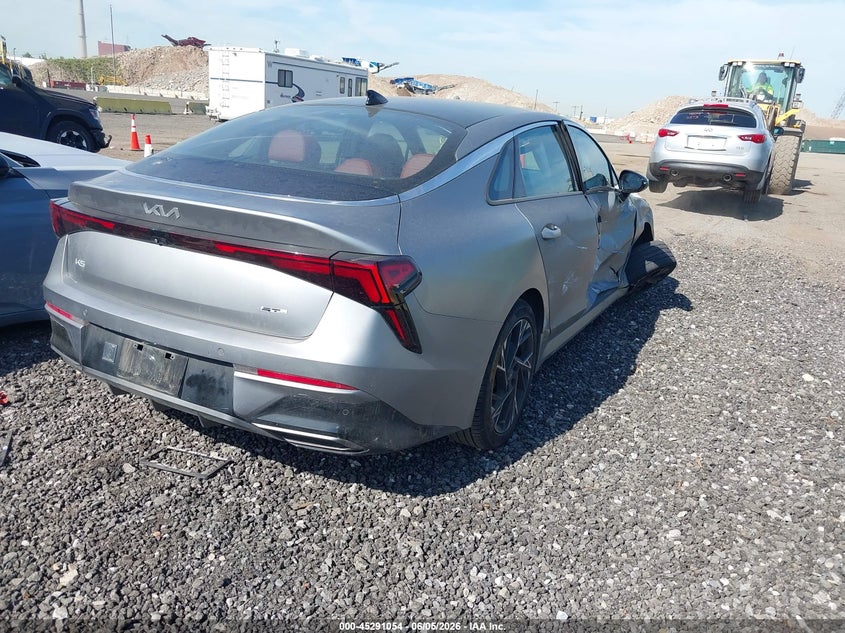 2025 Kia K5 VIN KNAG64J73S5357787 IAAI salvage auction — RIGHT SIDE, Salvage Title, sold $9,950 on 2026-07-28 (photo 4)